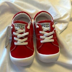 Toddler shoes NWT